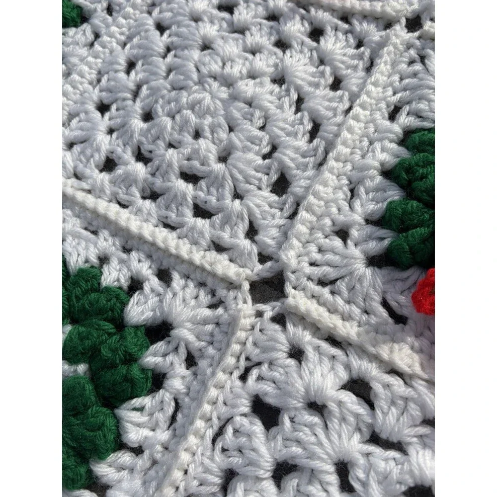 Homemade Crochet Afghan Throw Blanket 3D Christmas Wreath Design 80” Mint - Picture 5 of 8